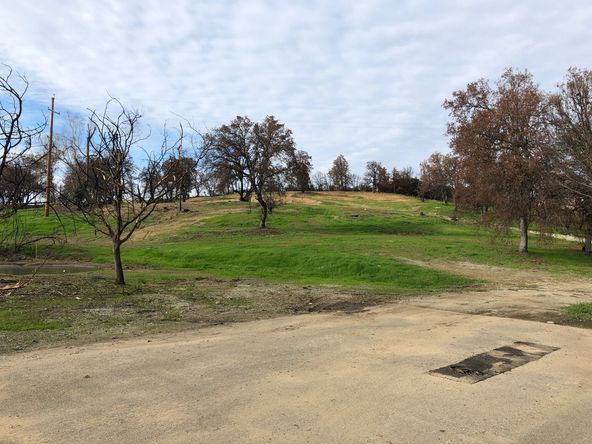 Salt Creek Commercial Center: 4466 Eureka Way, Redding, CA 96001